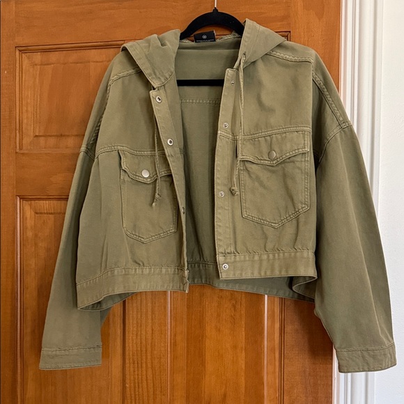 Miou Muse Jackets & Blazers - Cropped Hooded Utility Jacket in Olive